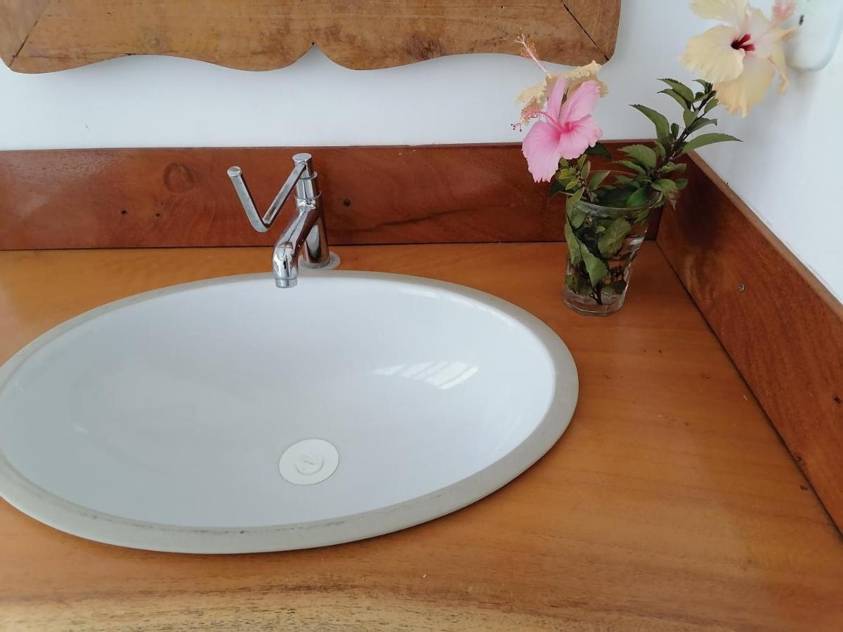 Quarto com Cama de Casal ou 2 de Solteiro e Banheiro Privativo